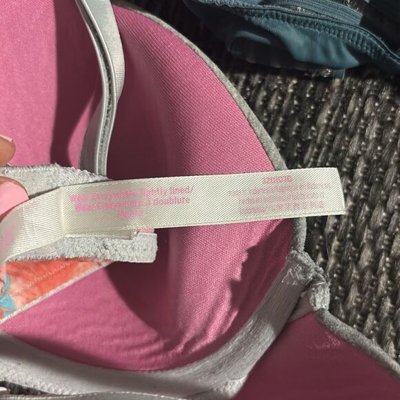 PINK Victoria secret wear everywhere lightly lined bras - Picture 3 of 13